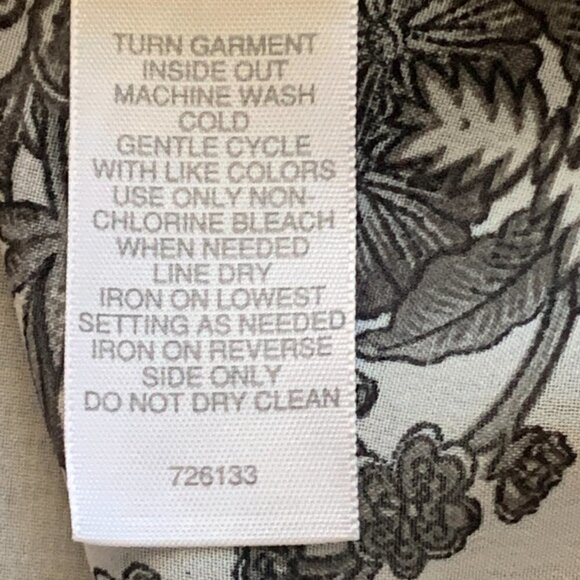 Bisou Bisou Sleeveless Top Mixed Media Faux Leather/Floral S Black & White 61E - Picture 8 of 8